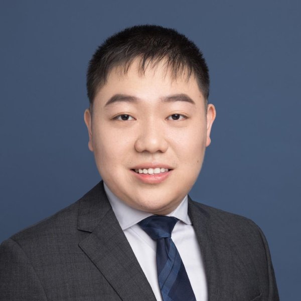 通配资 美股涨跌互现标普两连阳，中美经贸磋商机制会议周二继续举行